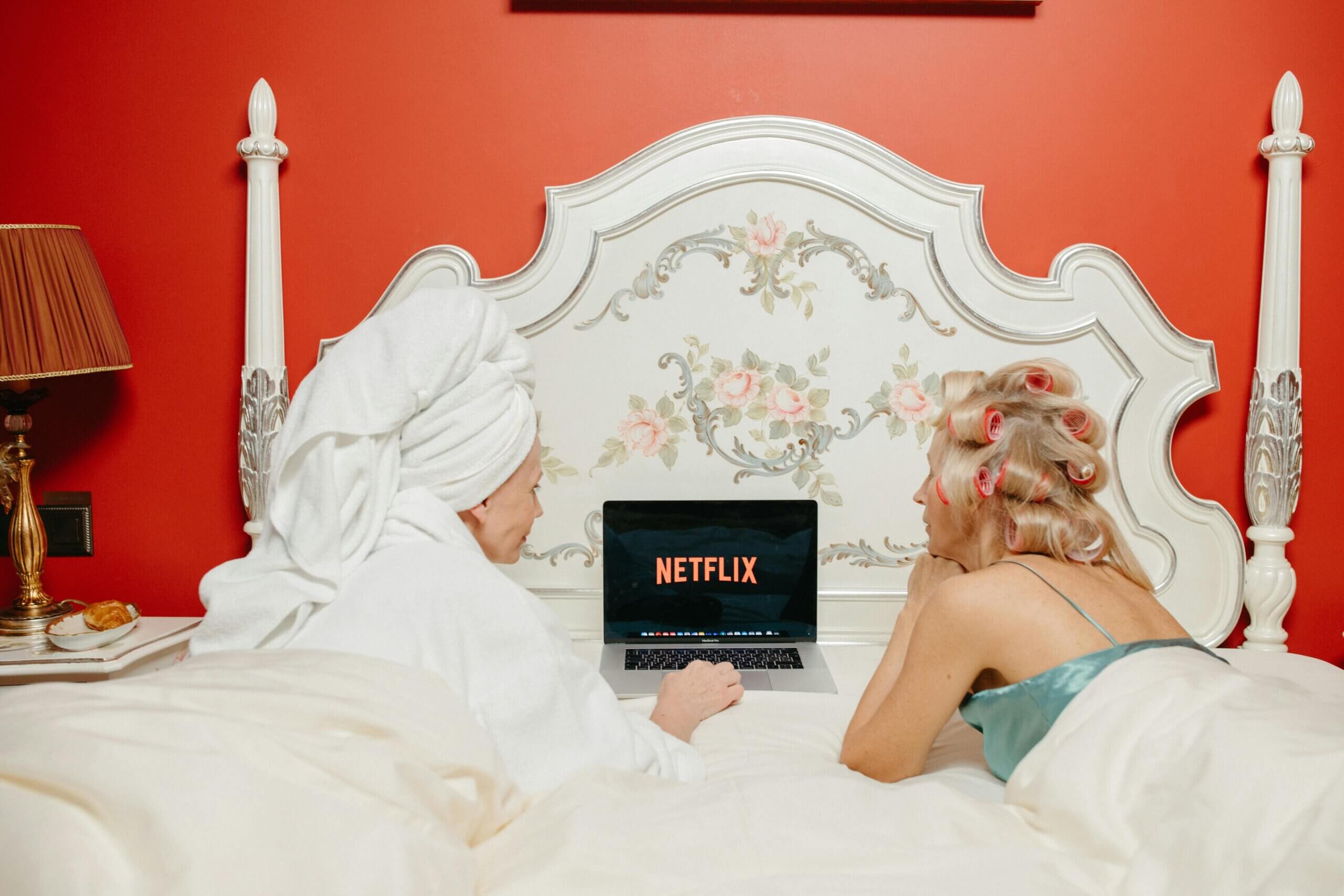 netflix 2 scaled - Reklama na Netflixu a Disney+: Jaké jsou možnosti pro inzerenty? Reklama na Netflixu